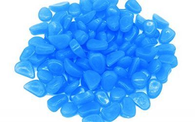 TININNA 50 piedras decorativas luminosas que brillan en la oscuridad ,Guijarro Piedras Fluorescentes Luminoso Colores para Acuario pecera Jardin -Azul